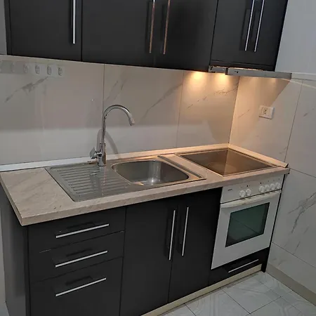 , Free Parking & Balcony * Tirana